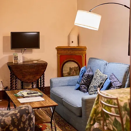 Residenza Stuart - Ann - Dimora Storica Lägenhet *